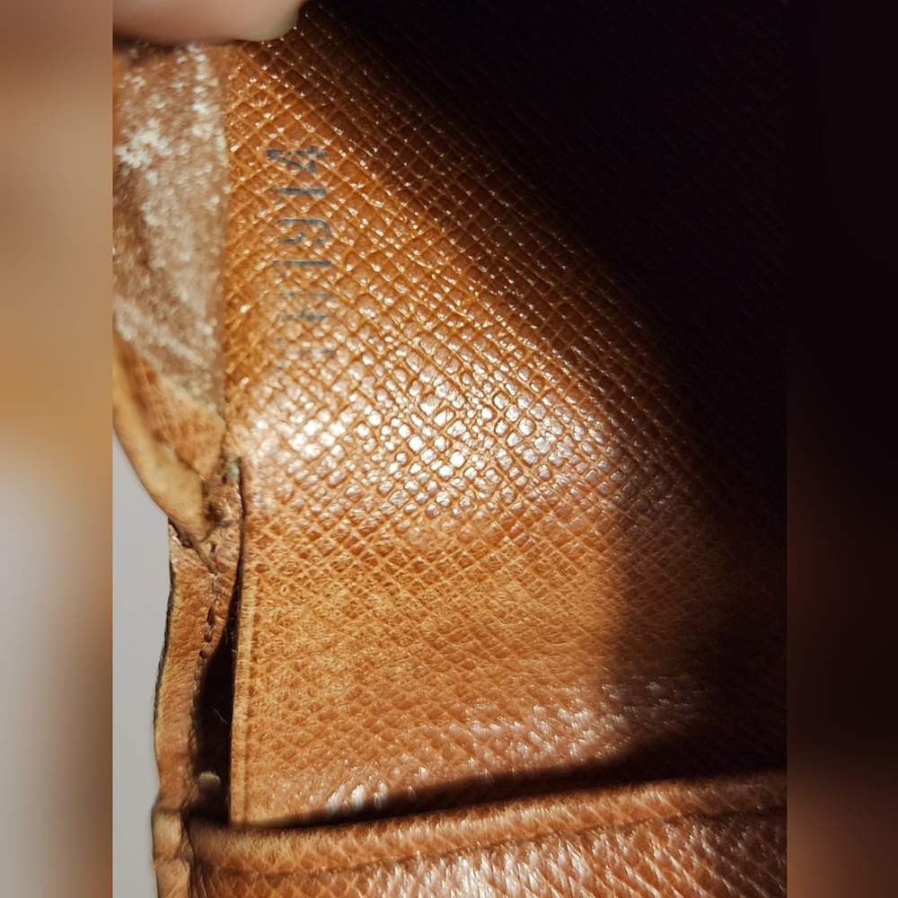 Louis Vuitton Monogram Portefeiulle Elise Trifold Wallet - Picture 10 of 10